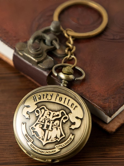 Harry Potter Hogwarts Crest Vintage Pocket Watch