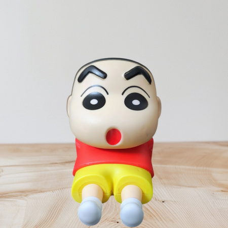 Shinchan Action Figure Mobile Stand (Red)
