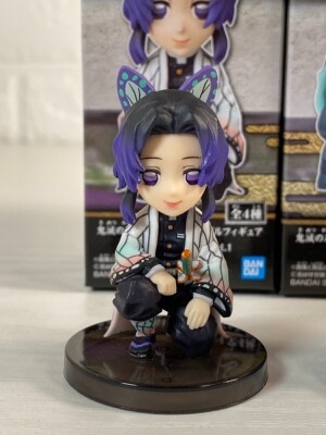 Demon Slayer - Shinobu Kocho ( kneeling position ) mini action figure 